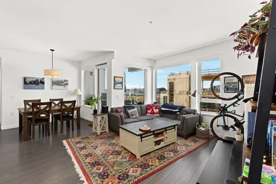 208 277 West 1st Street, North Vancouver For Sale - image 9