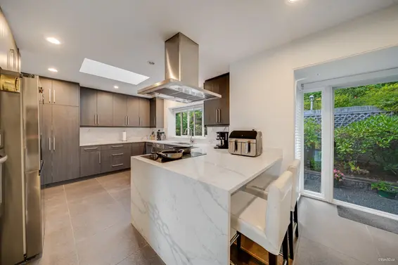 1135 Groveland Court, West Vancouver For Sale - image 22