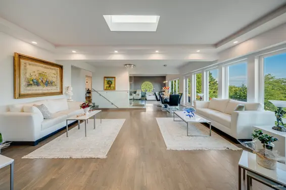 1135 Groveland Court, West Vancouver For Sale - image 4