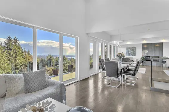 1135 Groveland Court, West Vancouver For Sale - image 9