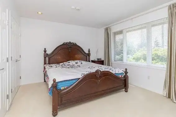 1361 Inglewood Avenue, West Vancouver For Sale - image 13