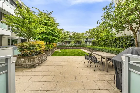 410 1061 Marine Drive, North Vancouver For Sale - image 10