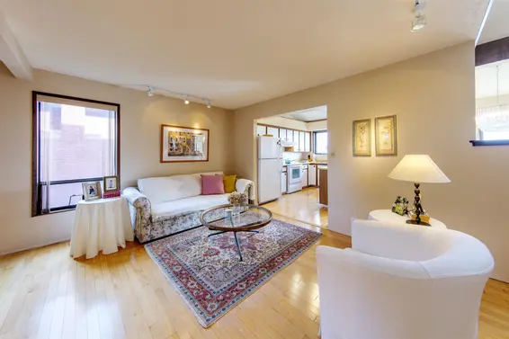 1170 Fulton Avenue, West Vancouver For Sale - image 10