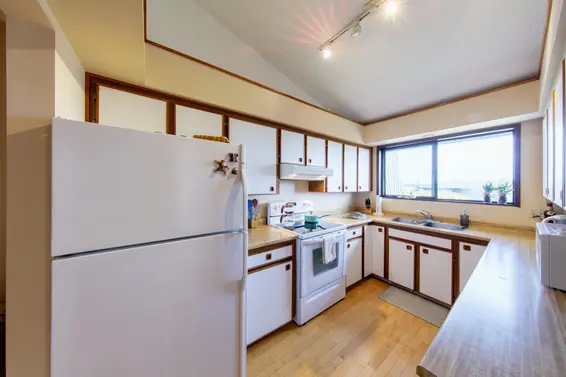 1170 Fulton Avenue, West Vancouver For Sale - image 12