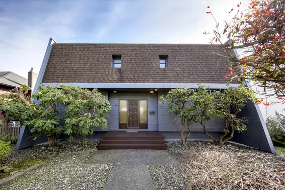 1170 Fulton Avenue, West Vancouver For Sale - image 3