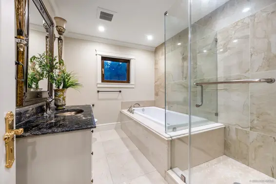 1413 Sandhurst Place, West Vancouver For Sale - image 22