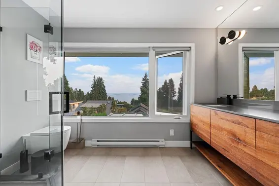 2758 Nelson Avenue, West Vancouver For Sale - image 19