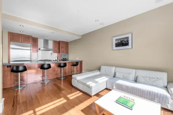 102 2575 Garden Court, West Vancouver For Sale - image 20