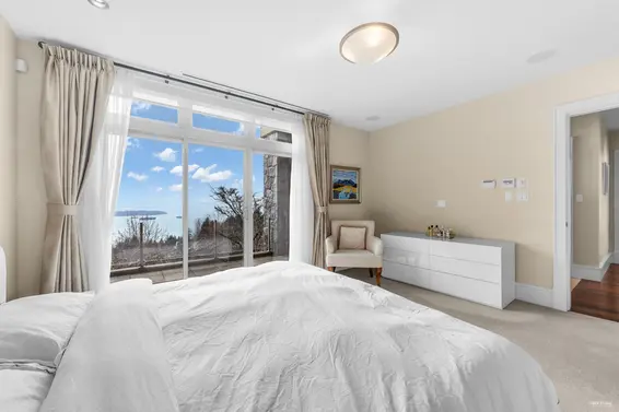 102 2575 Garden Court, West Vancouver For Sale - image 31