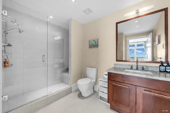 102 2575 Garden Court, West Vancouver For Sale - image 36