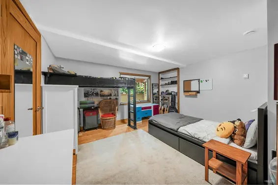 3915 Bayridge Place, West Vancouver For Sale - image 23