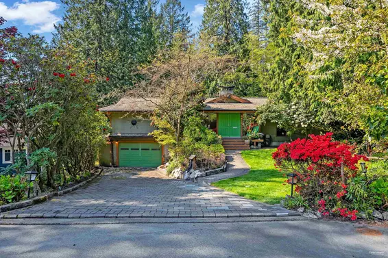 3915 Bayridge Place, West Vancouver For Sale - image 37