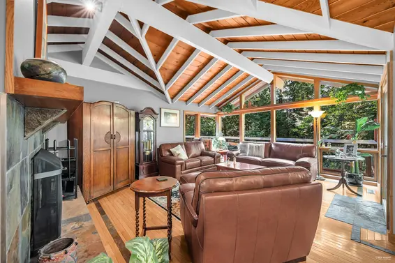 3915 Bayridge Place, West Vancouver For Sale - image 9