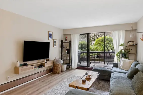 101 175 East 5th Street, North Vancouver