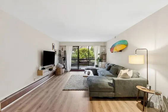 101 175 East 5th Street, North Vancouver For Sale - image 2