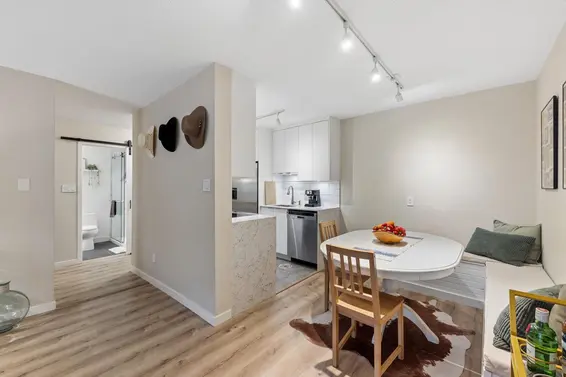 101 175 East 5th Street, North Vancouver For Sale - image 3