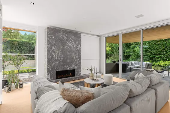 903 Leovista Avenue, North Vancouver For Sale - image 10