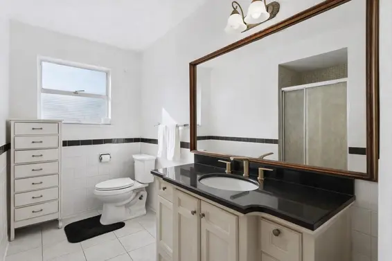 922 Canyon Boulevard, North Vancouver For Sale - image 17