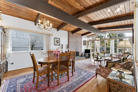 922 Canyon Boulevard, North Vancouver For Sale - image 3