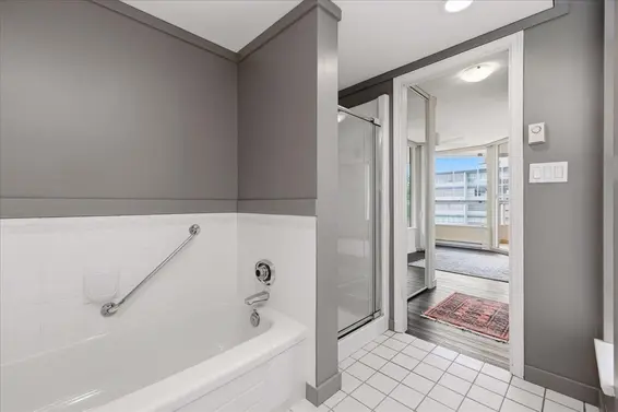 102 123 East Keith Road, North Vancouver For Sale - image 30
