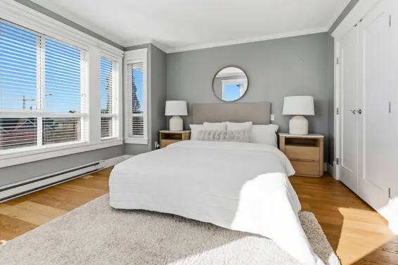 280 East 5th Street, North Vancouver For Sale - image 17