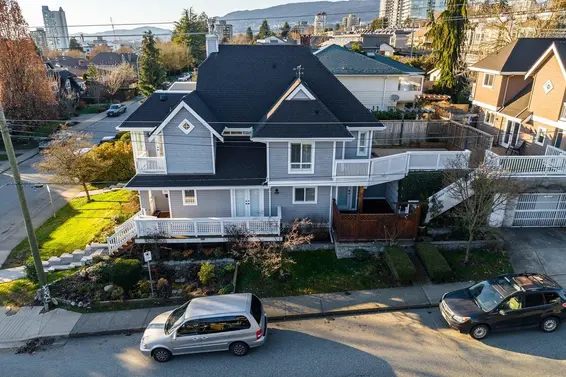 280 East 5th Street, North Vancouver For Sale - image 32