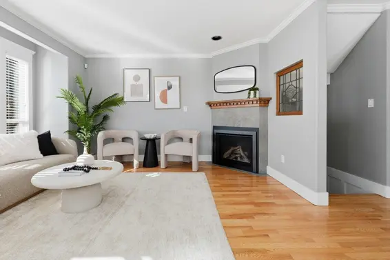 280 East 5th Street, North Vancouver For Sale - image 6