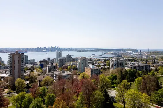 107 128 East 8th Street, North Vancouver
