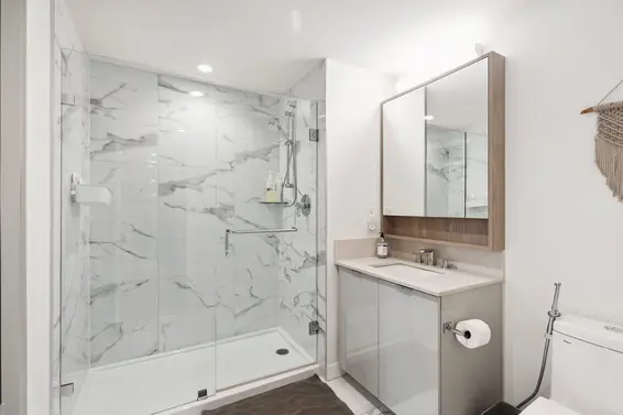107 128 East 8th Street, North Vancouver For Sale - image 19