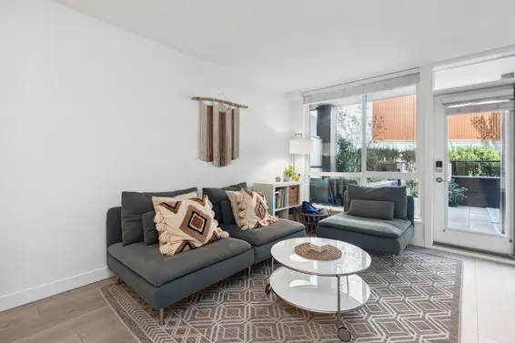 107 128 East 8th Street, North Vancouver For Sale - image 4