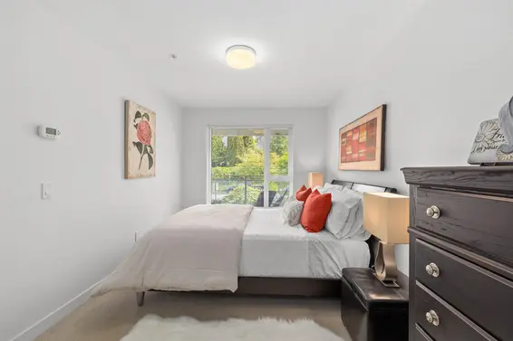 213 221 East 3rd Street, North Vancouver For Sale - image 14