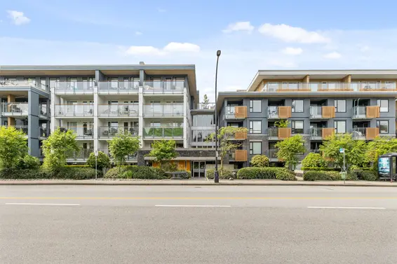 213 221 East 3rd Street, North Vancouver For Sale - image 28