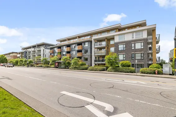 213 221 East 3rd Street, North Vancouver For Sale - image 29