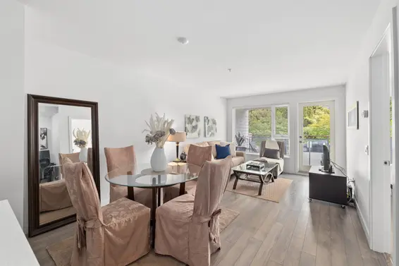 213 221 East 3rd Street, North Vancouver For Sale - image 6