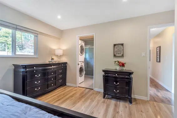 2452 Keats Road, North Vancouver For Sale - image 11