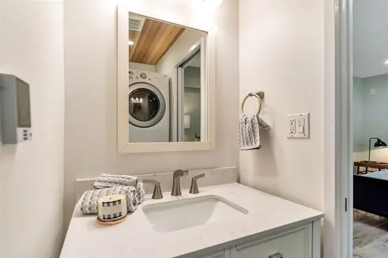 2452 Keats Road, North Vancouver For Sale - image 14