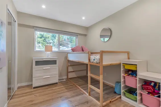 2452 Keats Road, North Vancouver For Sale - image 15