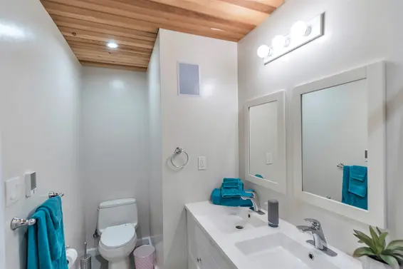 2452 Keats Road, North Vancouver For Sale - image 18