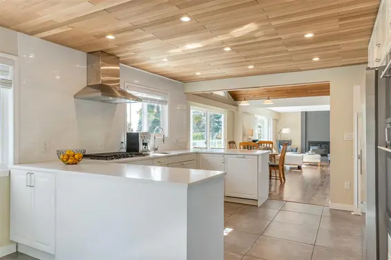 2452 Keats Road, North Vancouver For Sale - image 6