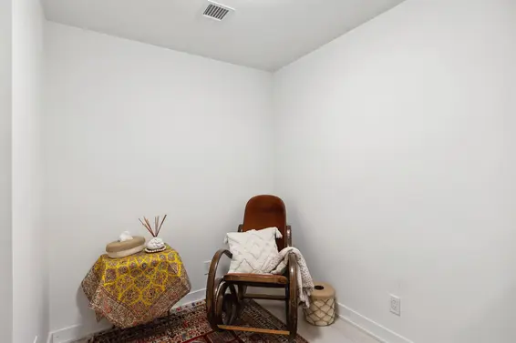 1207 1471 Hunter Street, North Vancouver For Sale - image 25