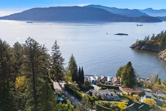 6105 Gleneagles Drive, West Vancouver For Sale - image 4