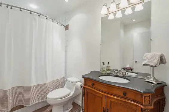 1912 Purcell Way, North Vancouver For Sale - image 12