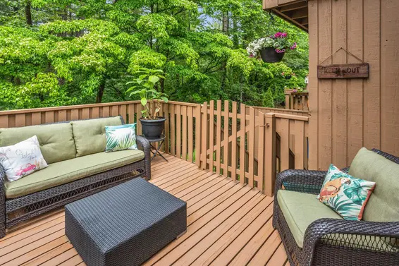 1912 Purcell Way, North Vancouver For Sale - image 2