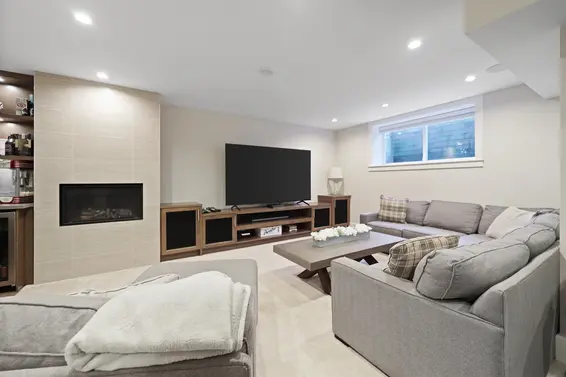 457 East 12th Street, North Vancouver For Sale - image 18