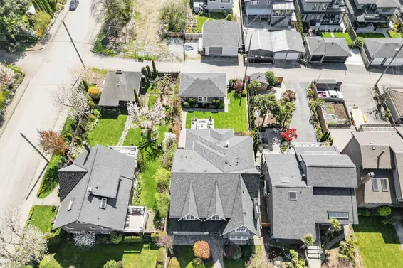 457 East 12th Street, North Vancouver For Sale - image 25
