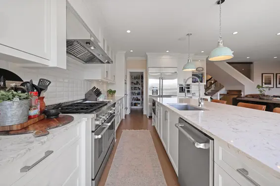 457 East 12th Street, North Vancouver For Sale - image 9