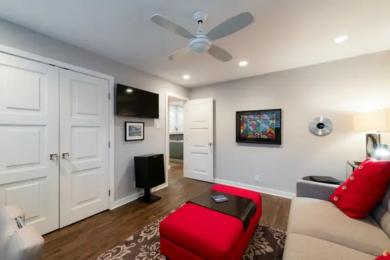 3669 Edgemont Boulevard, North Vancouver For Sale - image 22