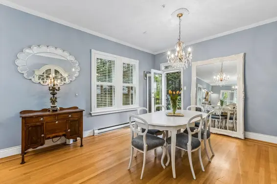 557 Lonsdale Avenue, North Vancouver For Sale - image 10