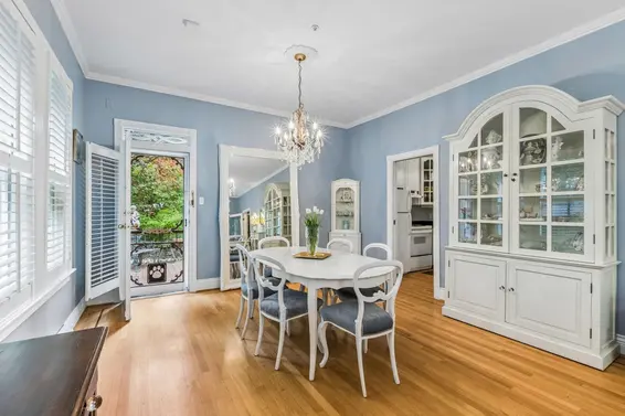 557 Lonsdale Avenue, North Vancouver For Sale - image 11