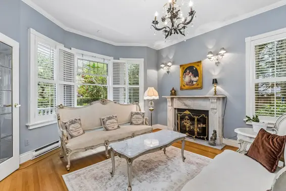 557 Lonsdale Avenue, North Vancouver For Sale - image 6